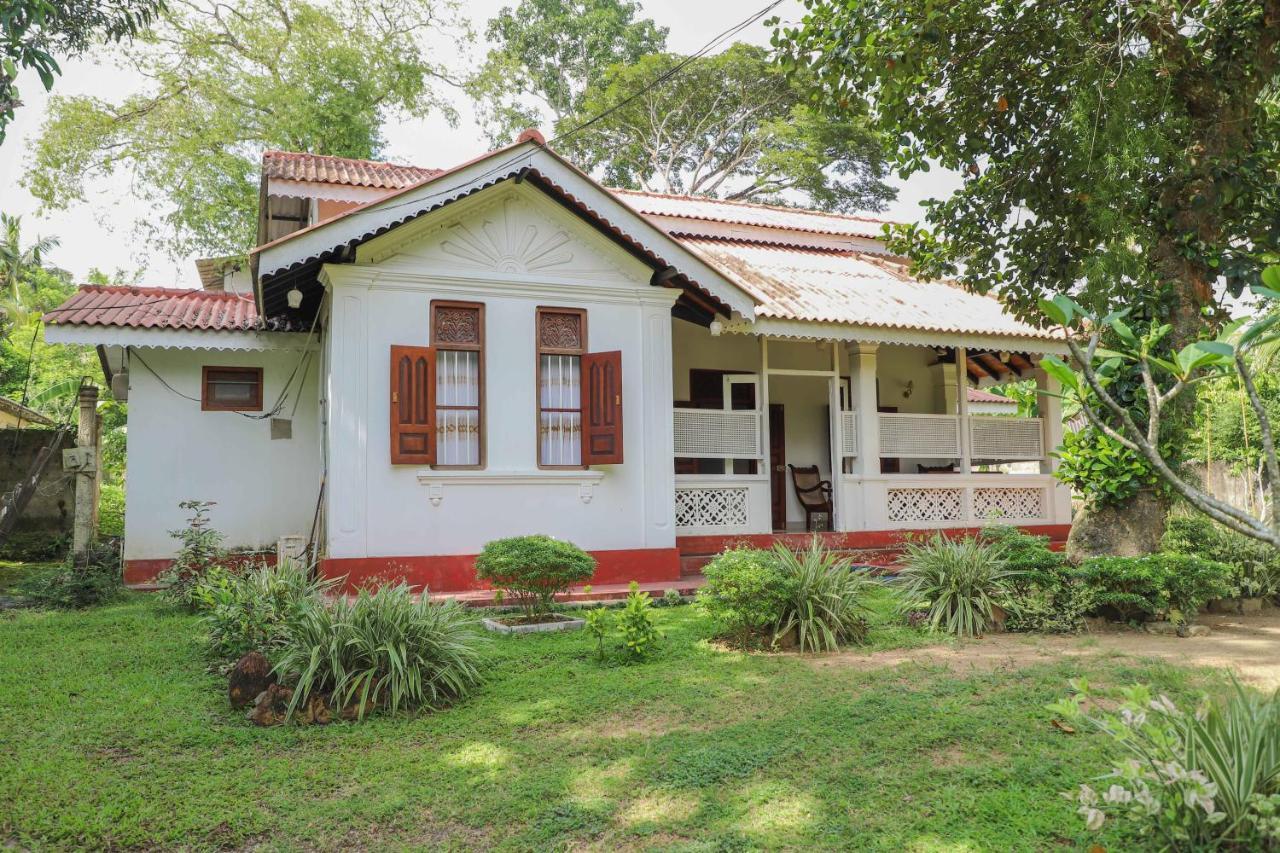 Ilamparuma Hotel Weligama Eksteriør bilde