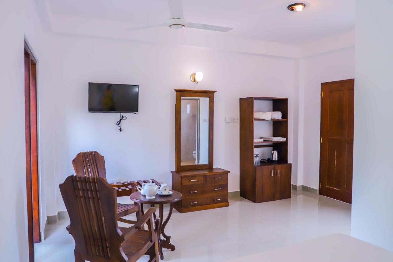 Ilamparuma Hotel Weligama Eksteriør bilde