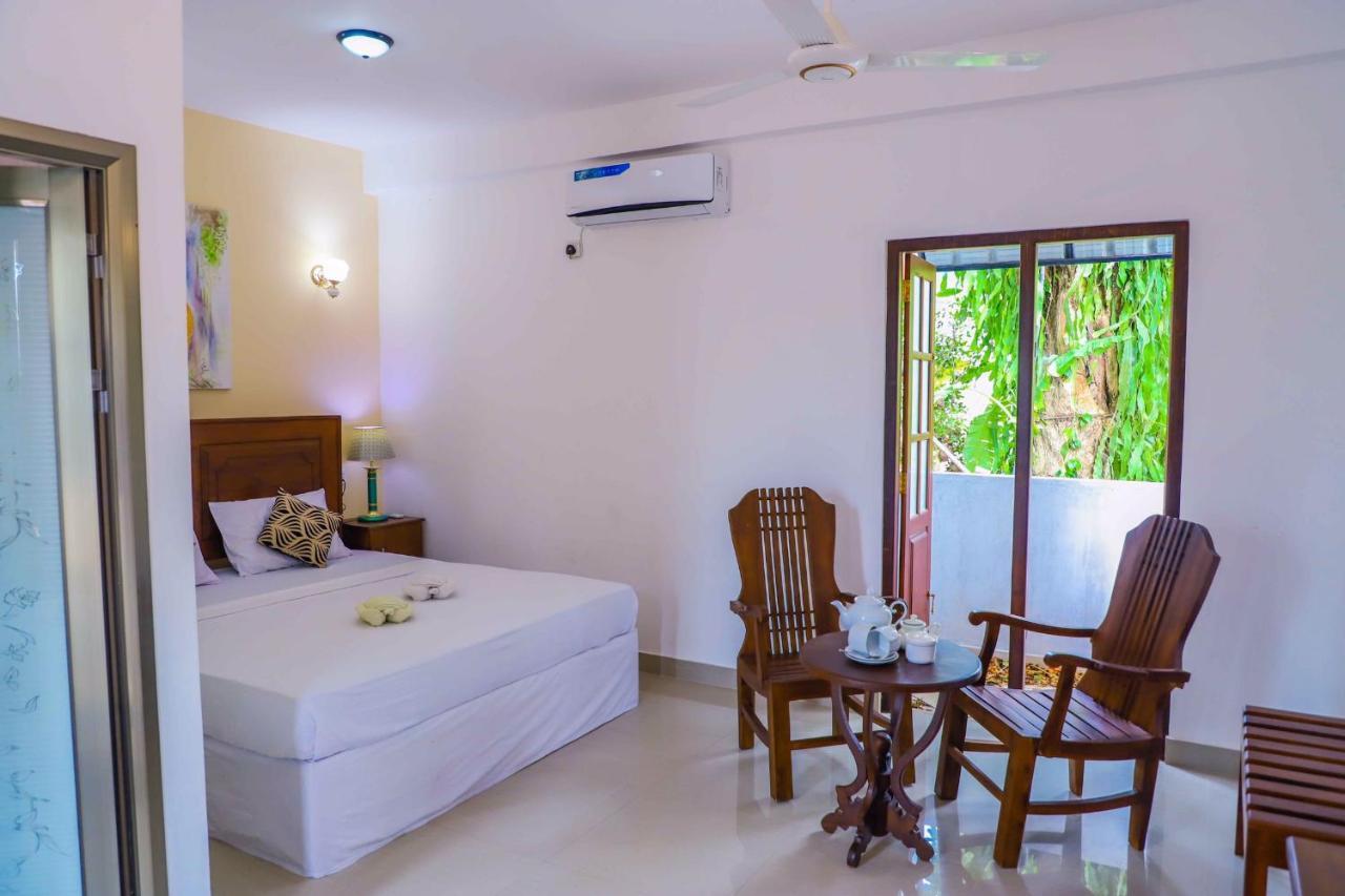 Ilamparuma Hotel Weligama Eksteriør bilde