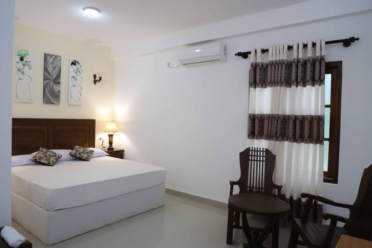 Ilamparuma Hotel Weligama Eksteriør bilde